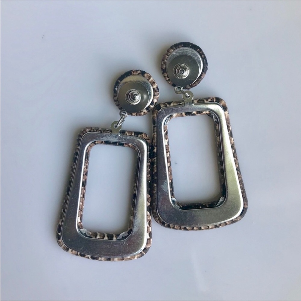 🔴 3/30$ Python Snake Skin Earrings - Picture 2 of 3